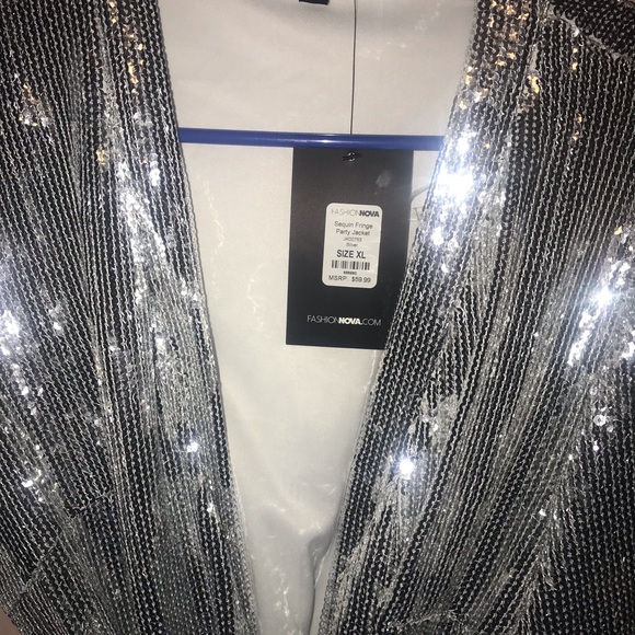 NYE- Fashion nova sequins dress - Picture 6 of 8